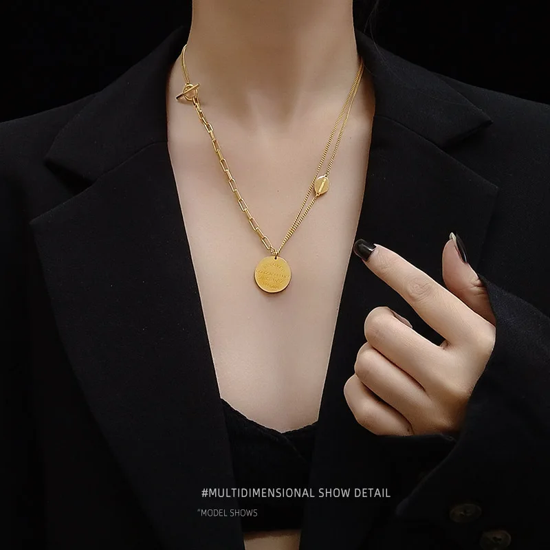 

2020 New Fashion Personality Double Ot Clasp Pendant Collarbone Chain Femininity Delicate Light Luxury Necklace