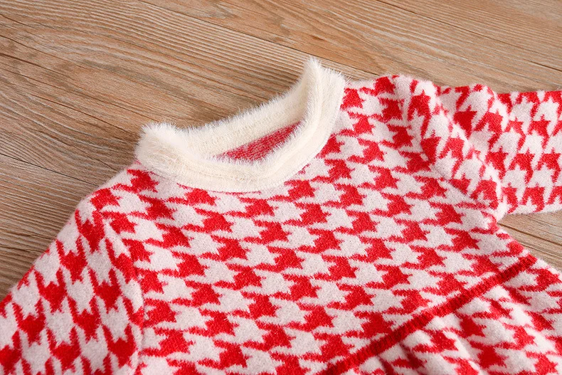 11689220915_382040589