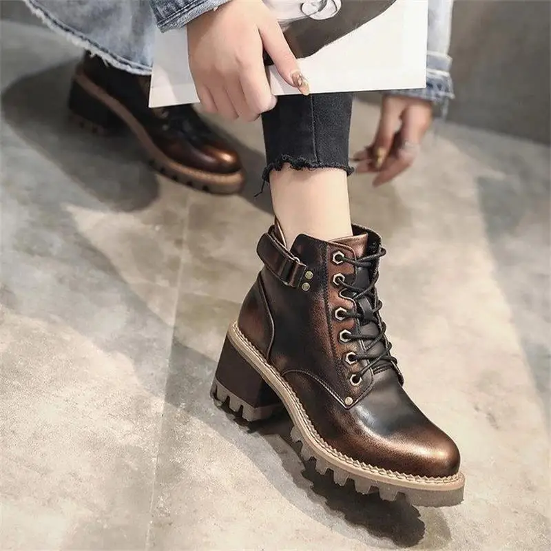 Женские ботинки; полуботинки; сезон осень-зима; повседневные женские ботильоны; зимние ботинки на шнуровке на низком массивном каблуке; женские полусапожки размера плюс