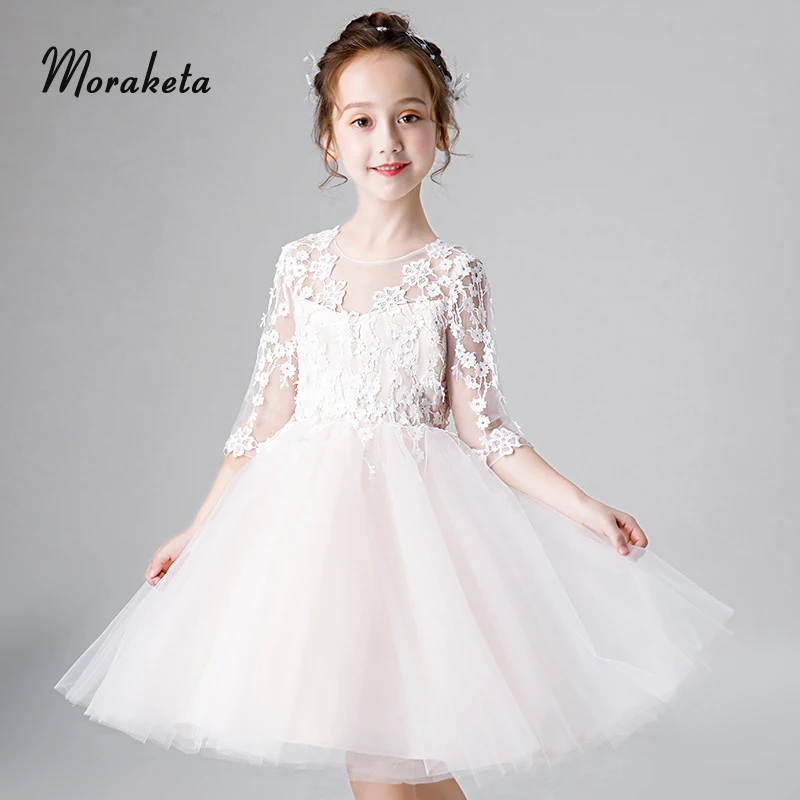 

Ball Gown Princess Champagne Short Flower Girl Dresses For Wedding 2019 Scoop Neck With Half Sleeves First Holy Communion Dresse
