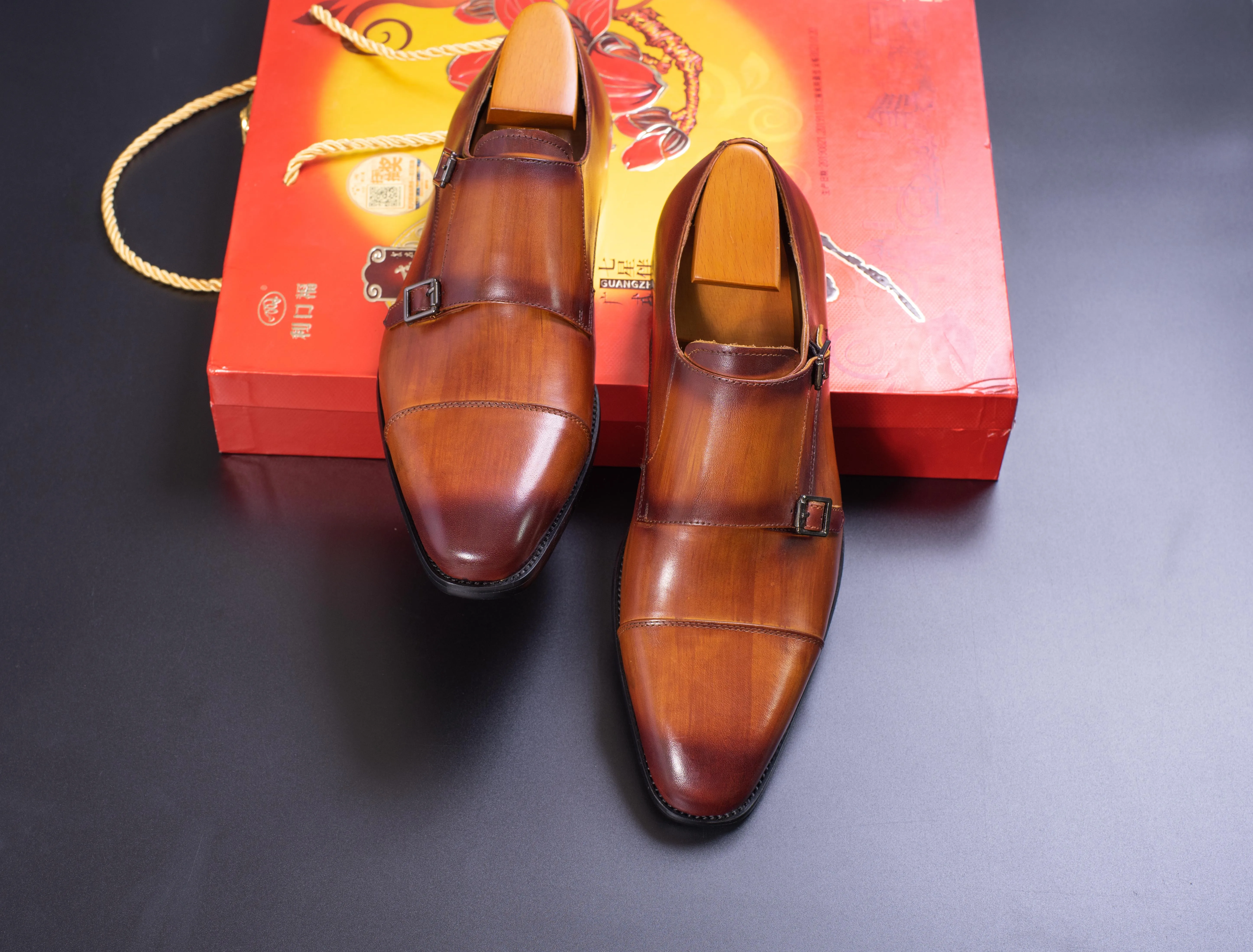 Genuine Leather Men Formal Shoes Handmade Brown Red Color Office Business Oxford Cap Toe Double Buckle Strap Italy Style Shoe