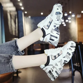 

Sports sandals female 2020 summer new wild increase hollow hollow breathable mesh sponge cake thick bottom casual shoes tide