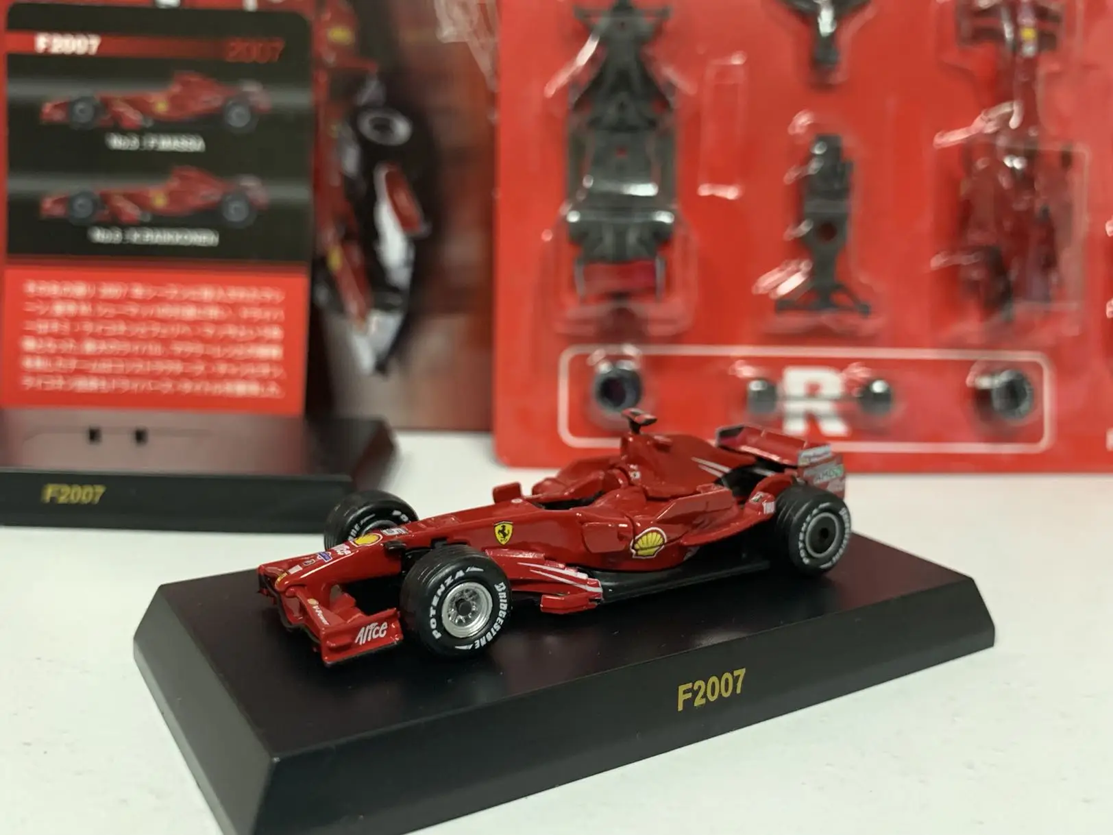 

Коллекция гоночных моделей Игрушек KYOSHO F2007 Massa № 5 LM F1 из литого сплава для украшения автомобиля, 1/64