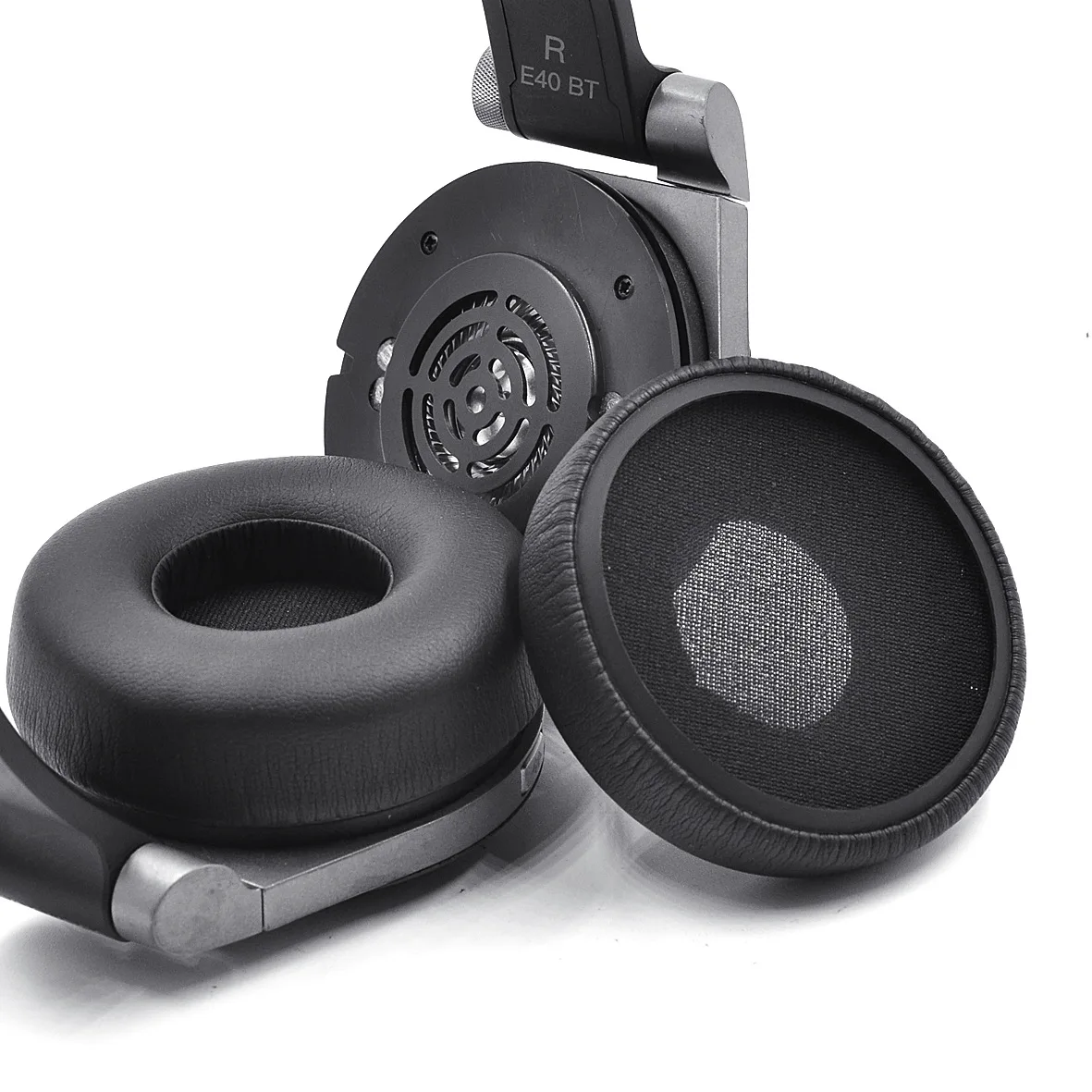 

Губчатые вкладыши для наушников JBL E40 E40bt