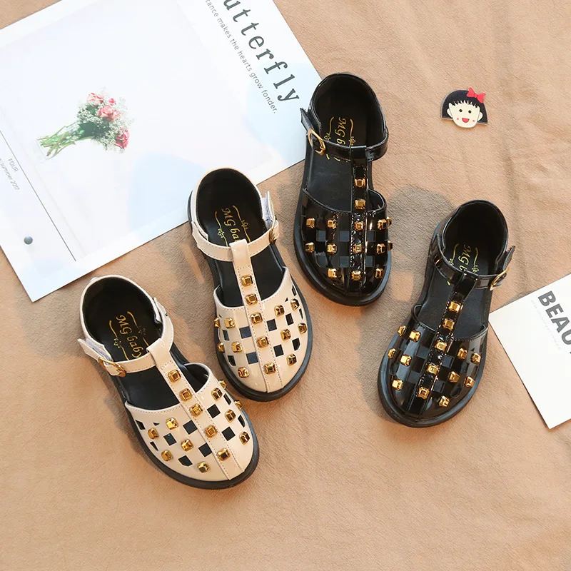 ULKNN 20 Summer New Girls Sandals Korean Version Of Baotou Hollow Rivet soft-soled shoes, Children Shoes Fashion Princess