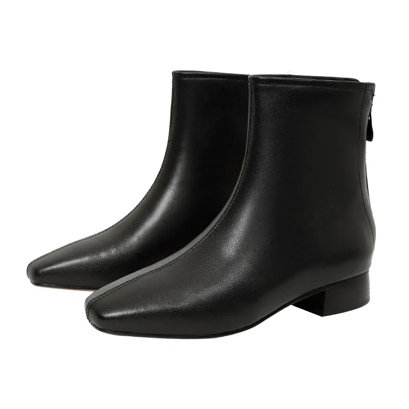 

Female boots