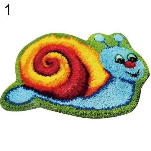 1 Hot Sale 3D Embroidery Carpet Needlework DIY Craft Fuzzy Rug Unfinished Crochet Cushion Living Room Mats - Цвет: 1