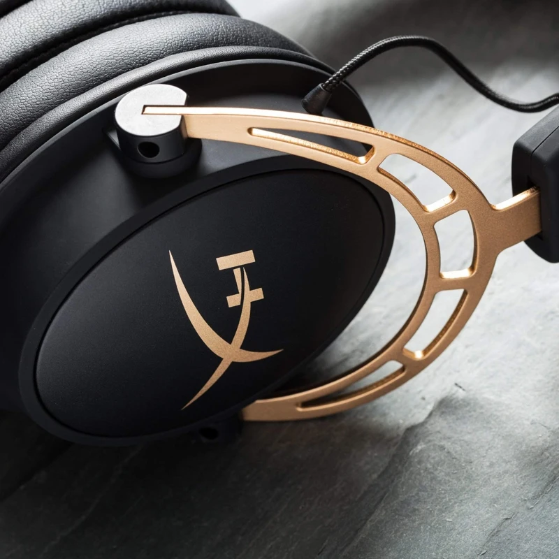 Гарнитура HyperX Cloud Alpha проводная, стерео, 13-27000 Гц, 65 Ом, 98 дБ, 50-18000 Гц,-43 дБ, 2.2 кОм, цвет: черный/красный