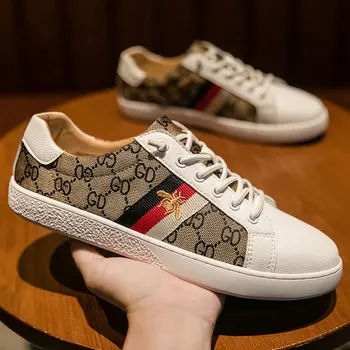 

High quality men's shoes 2020 new arrivals fashion embroidery sneakers lightweight breathable low-top flat shoes casual shoes