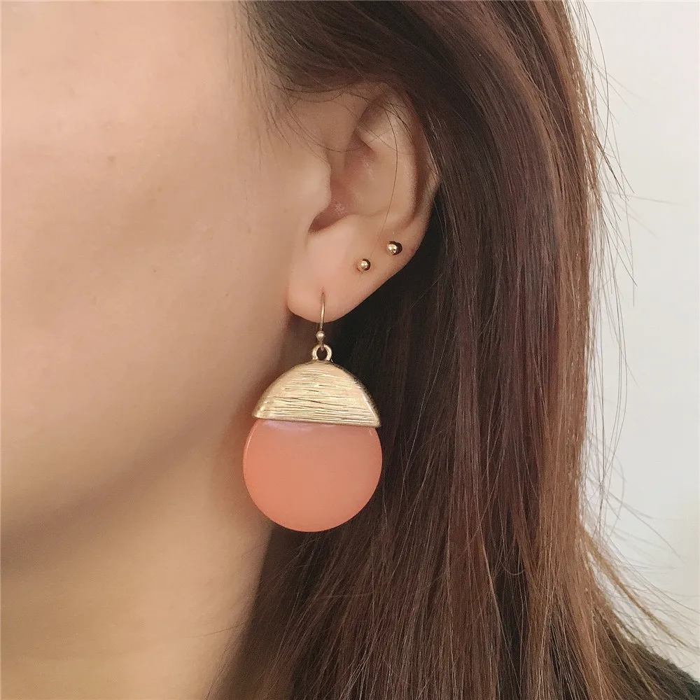 tienda de comestibles letra Del Sur Pendientes elegantes de Color dorado para mujer y niña, aretes redondos de Color  Coral crema, media tapa, informales|Pendientes con forma de gota| -  AliExpress