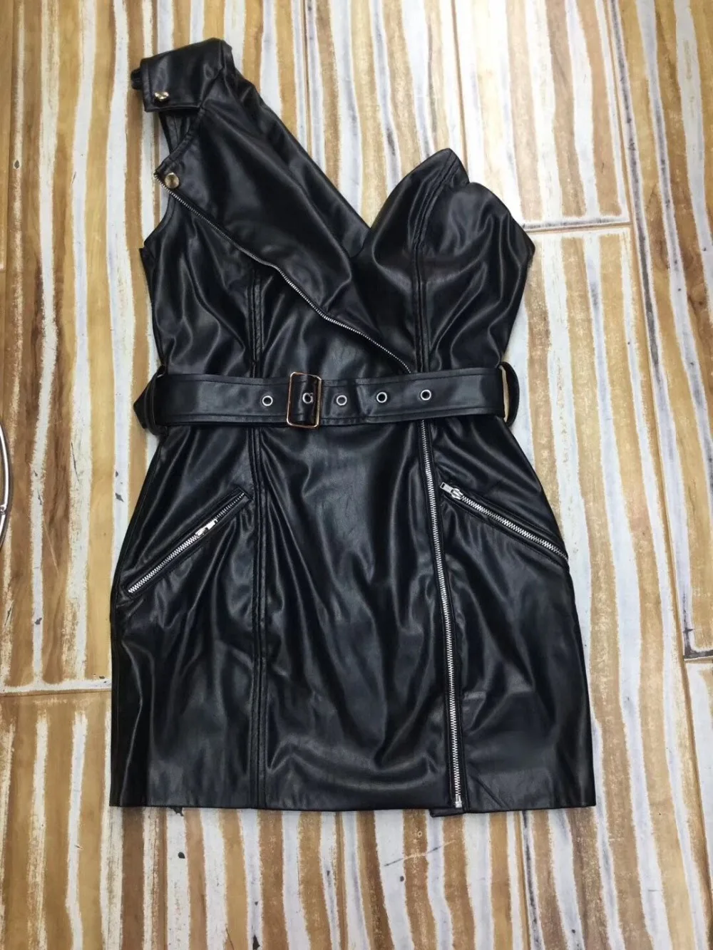 Новые женские элегантные черные платья из искусственной кожи на одно плечо, платья знаменитостей, вечерние облегающие платья