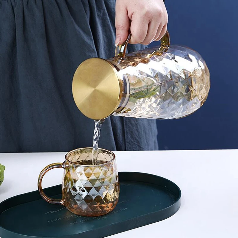 54Oz Glass Pitcher with Lid - Image 4