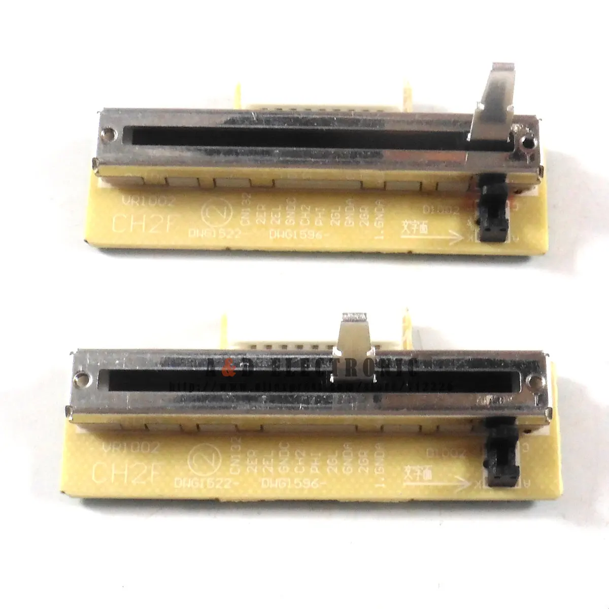 2pcs Channel 2 Ch2 Fader Slider Assembly для новатор DJM 600 (DWG1522) | Электроника