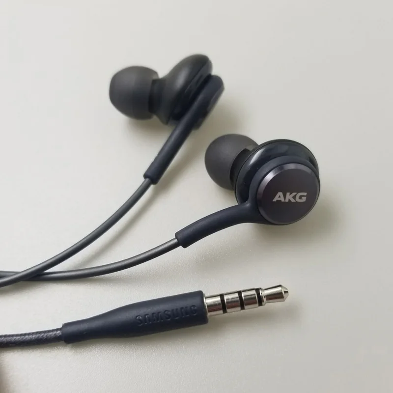 Наушники самсунг galaxy s 10+. Наушники для samsung s8 akg. Samsung s10 наушники. Samsung s10 наушники. Наушники galaxy s10 plus.