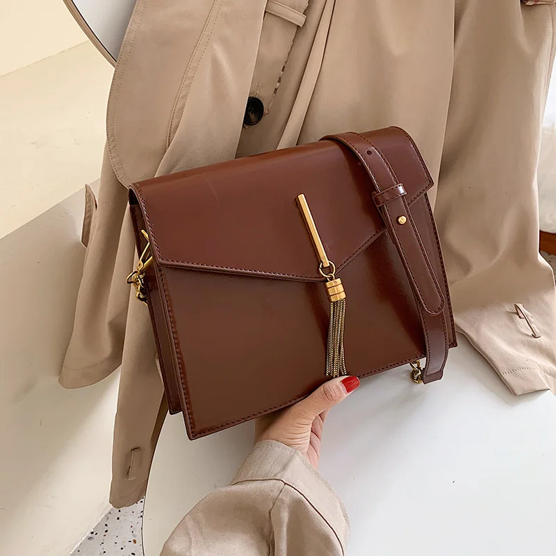 

European Women Designer Fringe pendant Handbag 2019 Quality Leather Shoulder Small square bag Chain Solid color Crossbody Bags