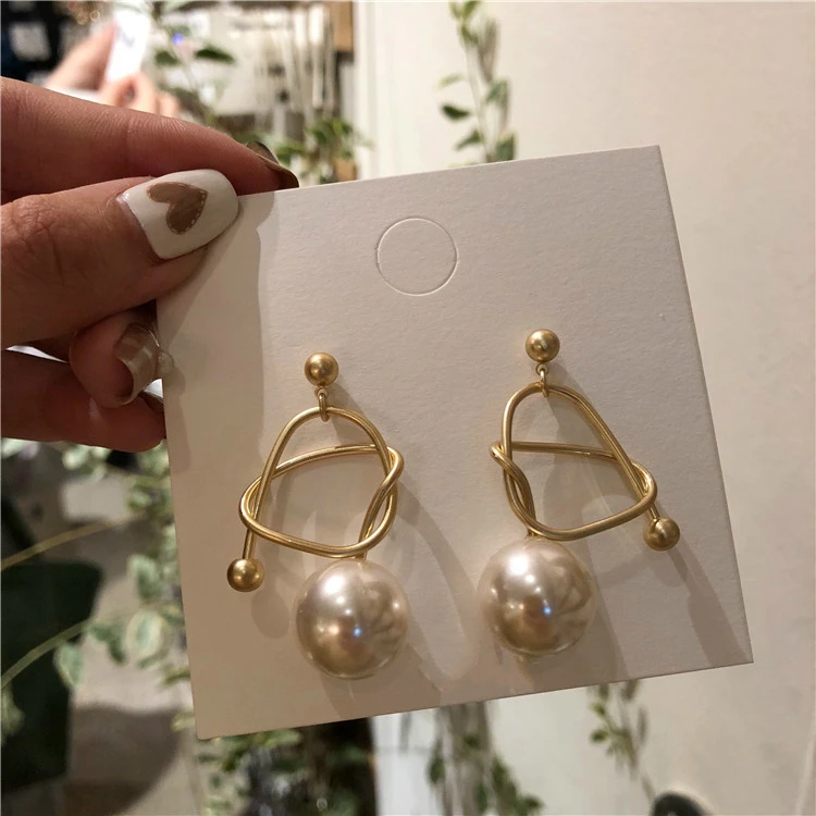 New Korean Gold Metal Line Twisted Hollow Out Big Pearl Long Earrings for Women Girl Wedding Party Gift