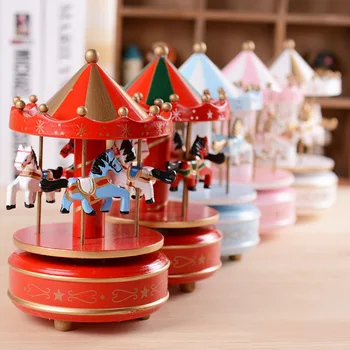 

Sky City merry go round music box couple's creative birthday gift European style spire clockwork octave box