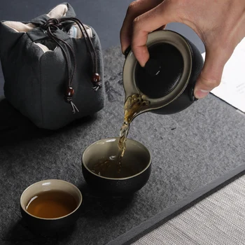 

Nordic Vintage Ceramic Quick Guest One Pot Two Cups Travel Tea Set Suit Carrying Case Simple Outdoor Travel Teaset with Lid Gift