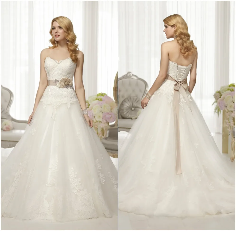 

Sexy Sweetheart Lace A Line Wedding Applique Bridal Gown With Floral Sash plus size Free shipping