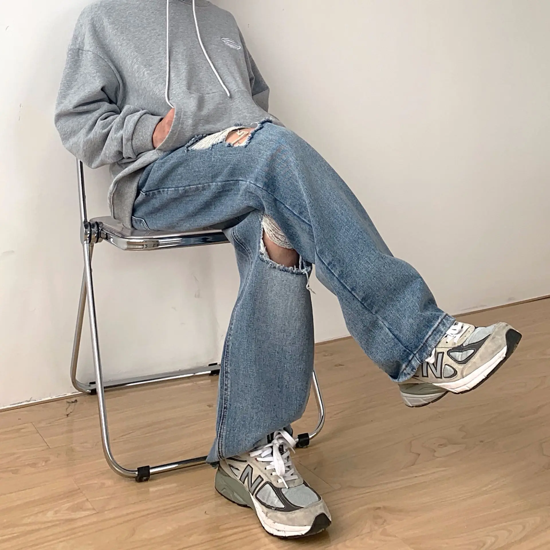 Ripped Mopping Jeans Men's Loose Washed-out Straight Draping Harajuku Style Japanese Retro Fashion Male Designer Jeans for Men