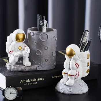 

American Style Figurine Astronaut Ornament Crafts Pen Holder Ornament Decor Crafts Figurines Micro Landscape Home Decoration