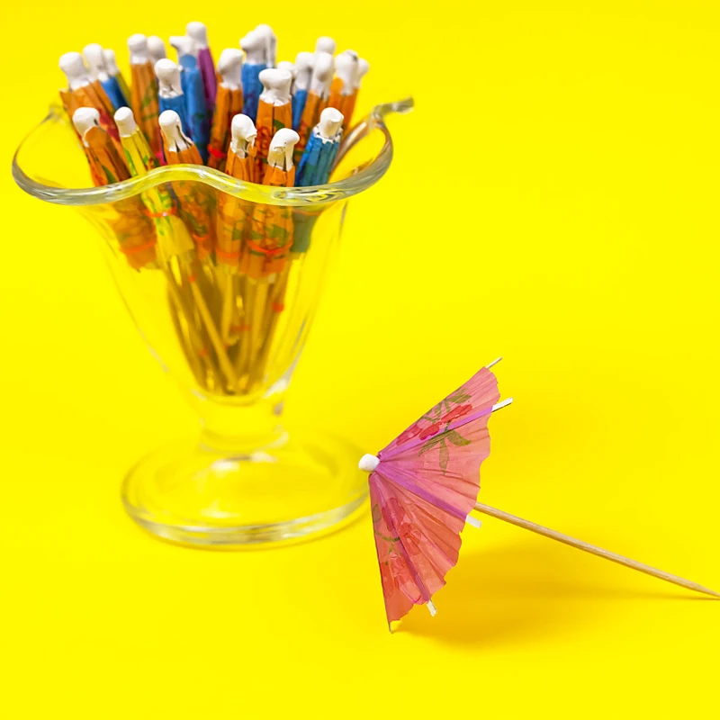 Lot De 100 Parapluies De Cocktail Réutilisables - Motifs Tropicaux (flamant, Ananas, Paon...), Pics En Bambou, Pour Décorations De Fête