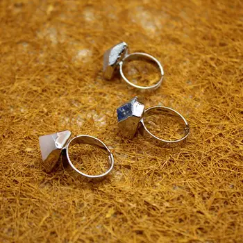 

6pcs Clear Quartz Natural Stone Semi Gemstoness Agates Pink Crystal Ring Handmade Facet Sharp Amulet Ring for Women Jewelry Free