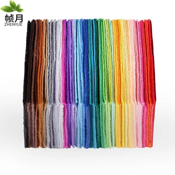 

Sent at random Printed Pattern Felt Fabric 1mm Thickness Polyester Cloth For DIY Sewing Dolls Home Decoration 10pcs/lot 10x10cm