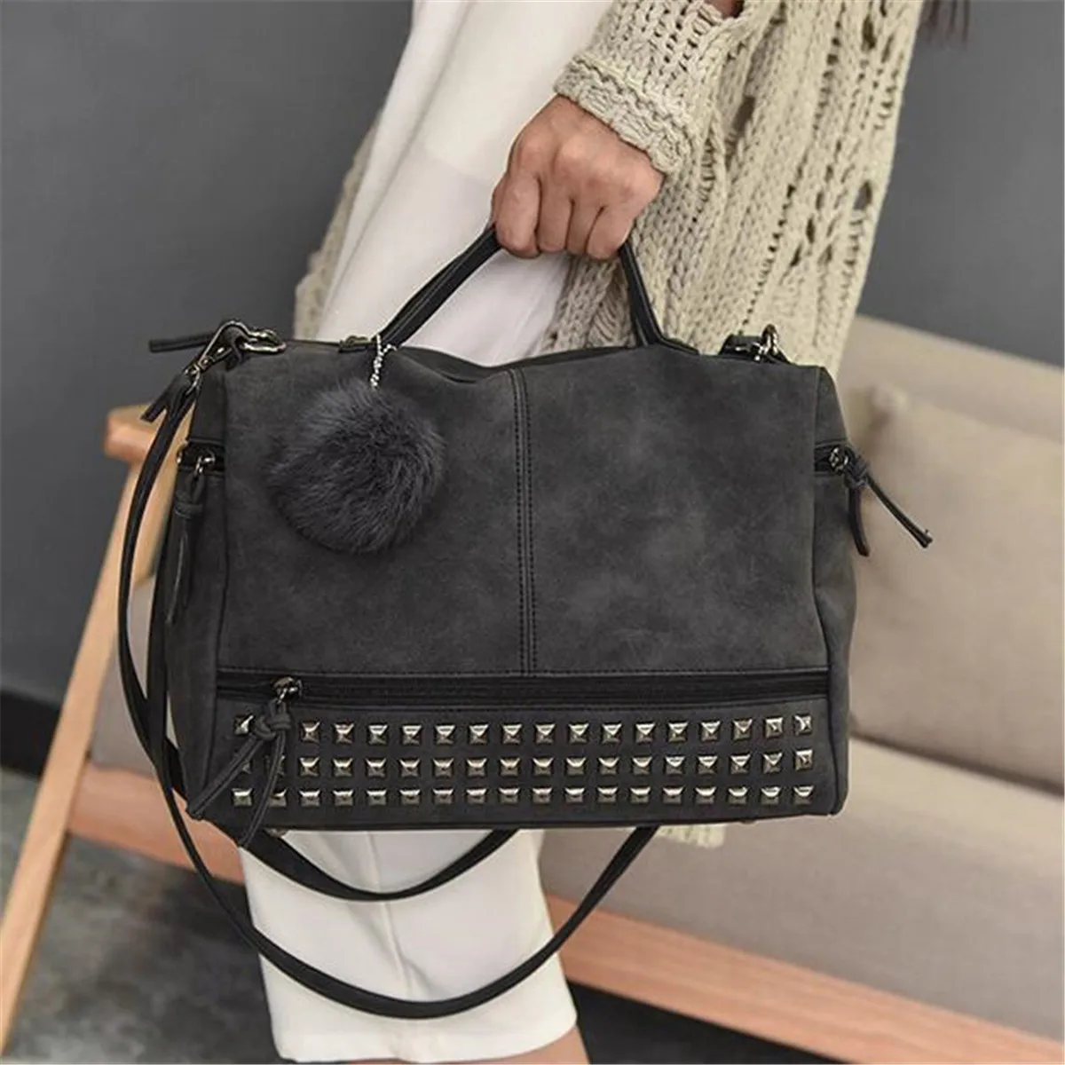 

Women Leather Shoulder Bags for Women 2019 bolsa feminina Solid Hair Ball Crossbody Bags Luxury Handbags Designer Women Bags
