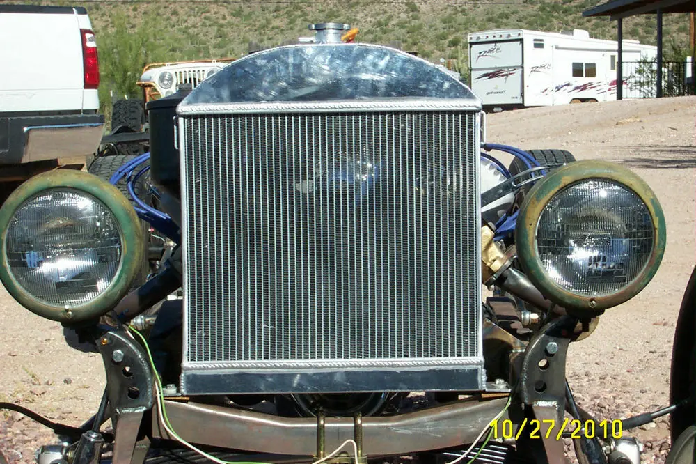 Алюминиевый радиатор 62 мм для модели Ford измельченный w/двигатель Chevy 1928-1931 1929 AT/MT +