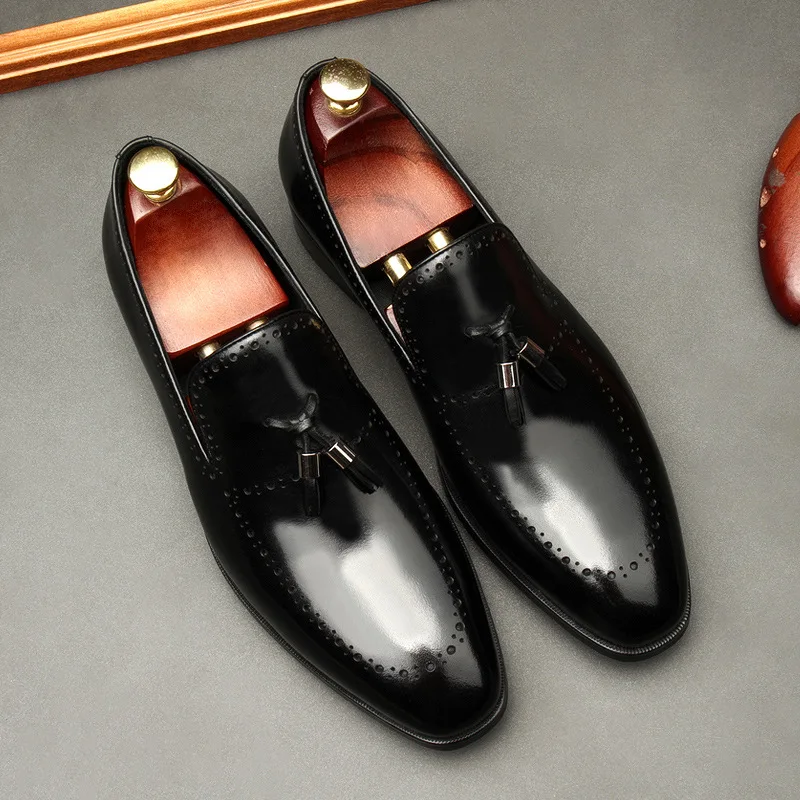 QYFCIOUFU 2020 Tassel Men Dress Shoes Gentleman Brogue Style Paty Leather Wedding Shoes Men Flats Leather Oxfords Formal Shoes