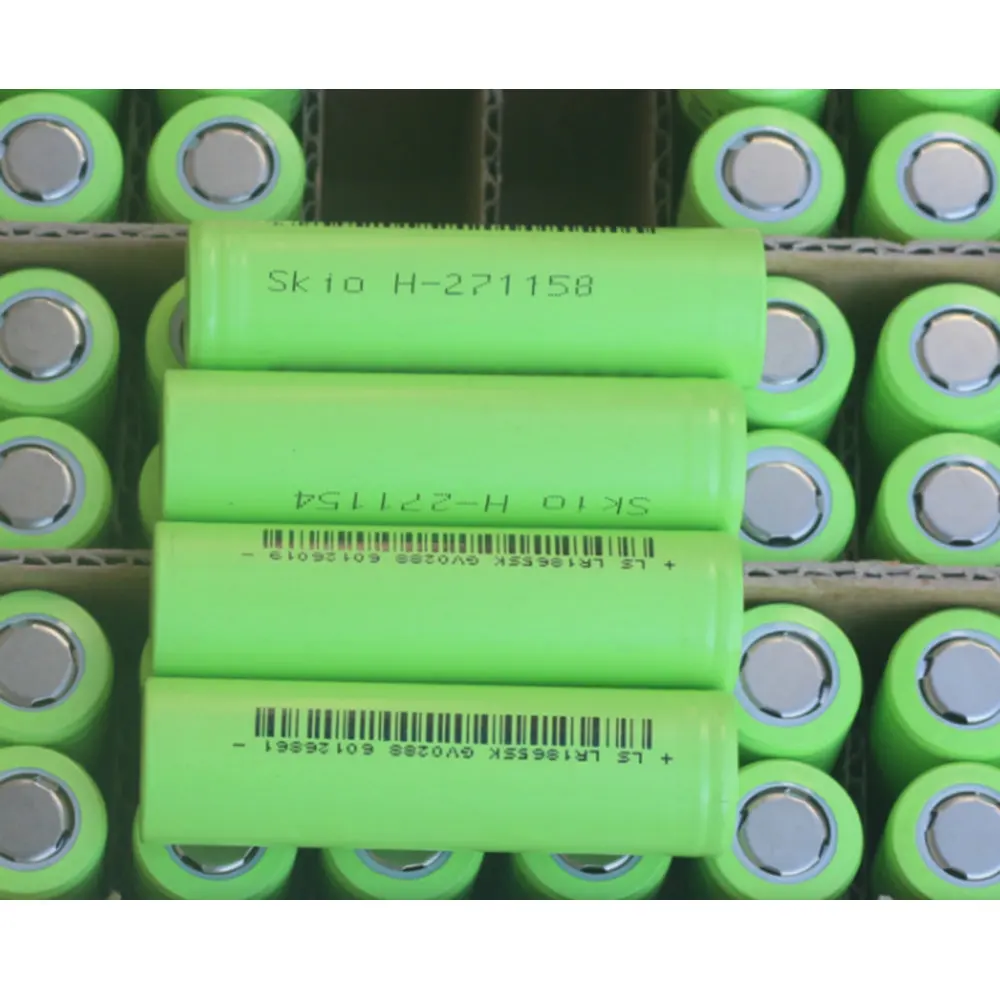 2pcs/lot LR1865SK 3.7V 4.2V 18650 battery charging treasure singing machine 2600mAh batteries