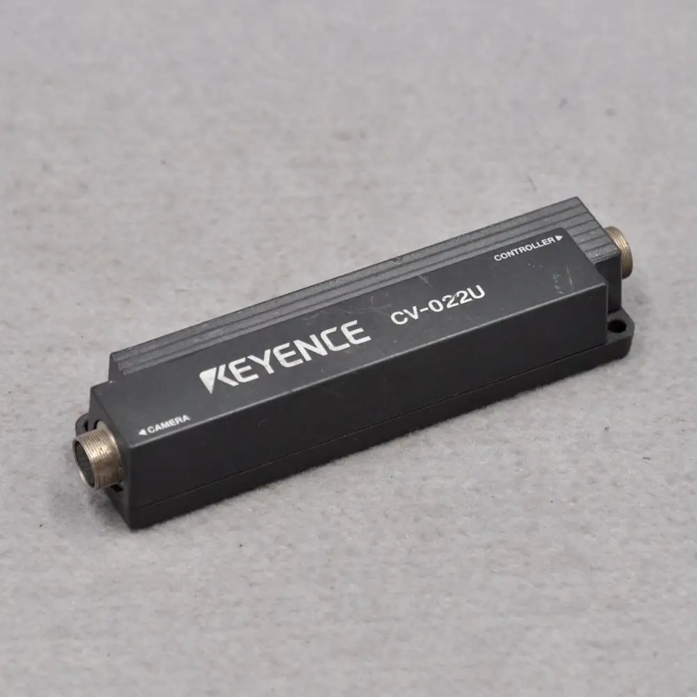 

KEYENCE CV-022U Subminiature Digital Dual Speed Monochrome Camera