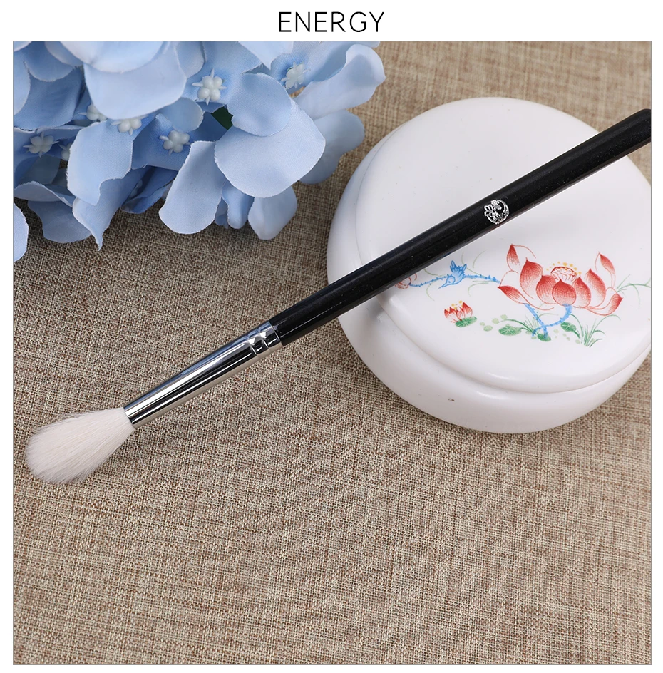 白底详情模板_02