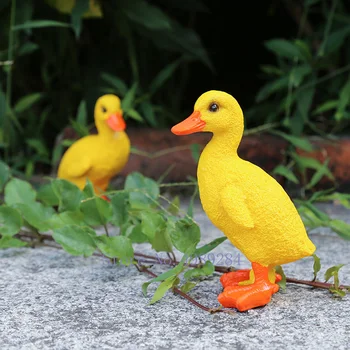 

Creative Resin Simulated animal duck Decorative ornaments Outdoor garden courtyard pool decoration Modern home decoration
