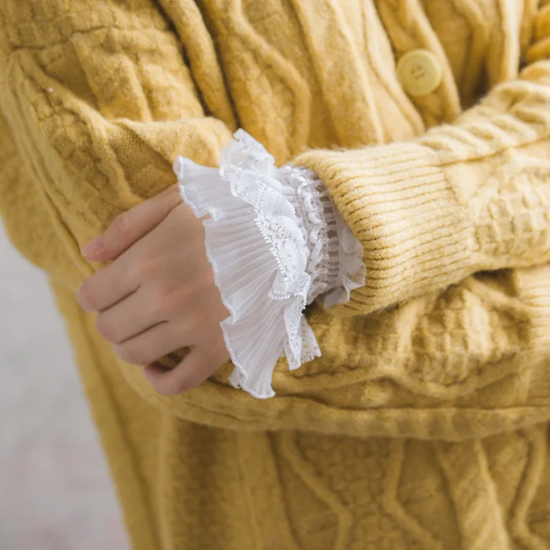 11857960805_1652439521