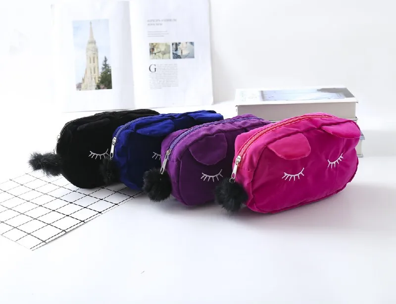 Women's Sleeping Cat Cosmetic Bag-Style