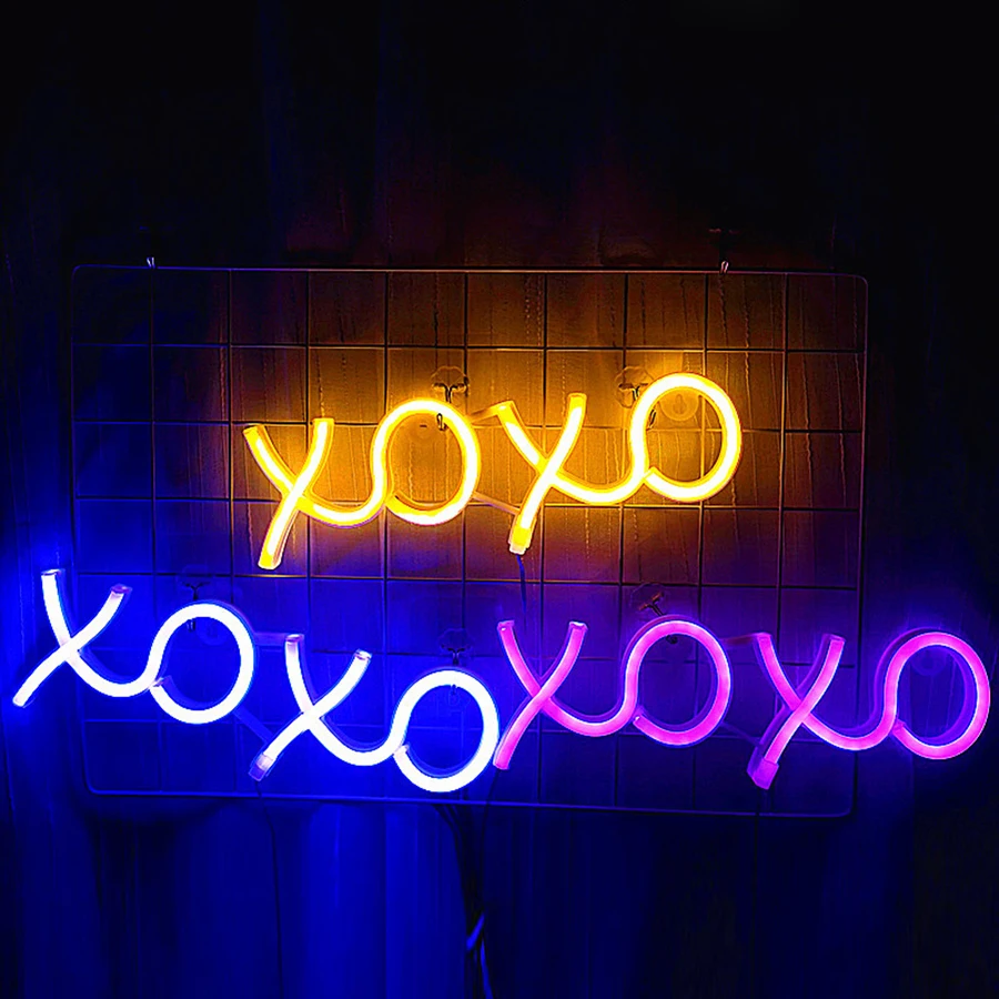 XOXO Sign Neon Light Greeting Welcome Logo Modeling Lamp LED Decor Wall Room Home Club Party Holiday USB / Battery Powered