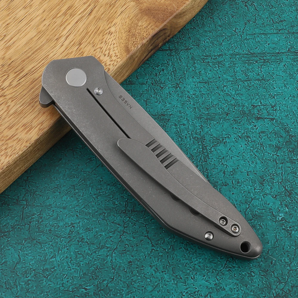 096