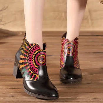 

Autumn / winter 2020 Martin boots female round head European and American women's leather boots side zipper