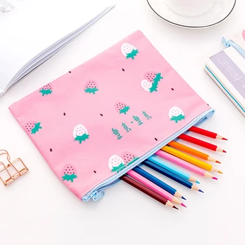 

Cute Strawberry Document Bag Portable Oxford Cloth Zippered Pencil Bag Organizer for Office Students DQ-Drop