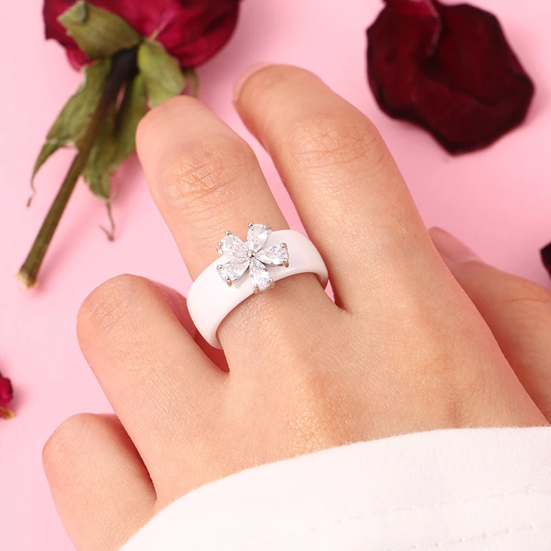Серебро CZ Кристалл Женское кольцо Bling белый камень форма цветка здоровые керамические кольца модные женские рождественские ювелирные изделия подарок