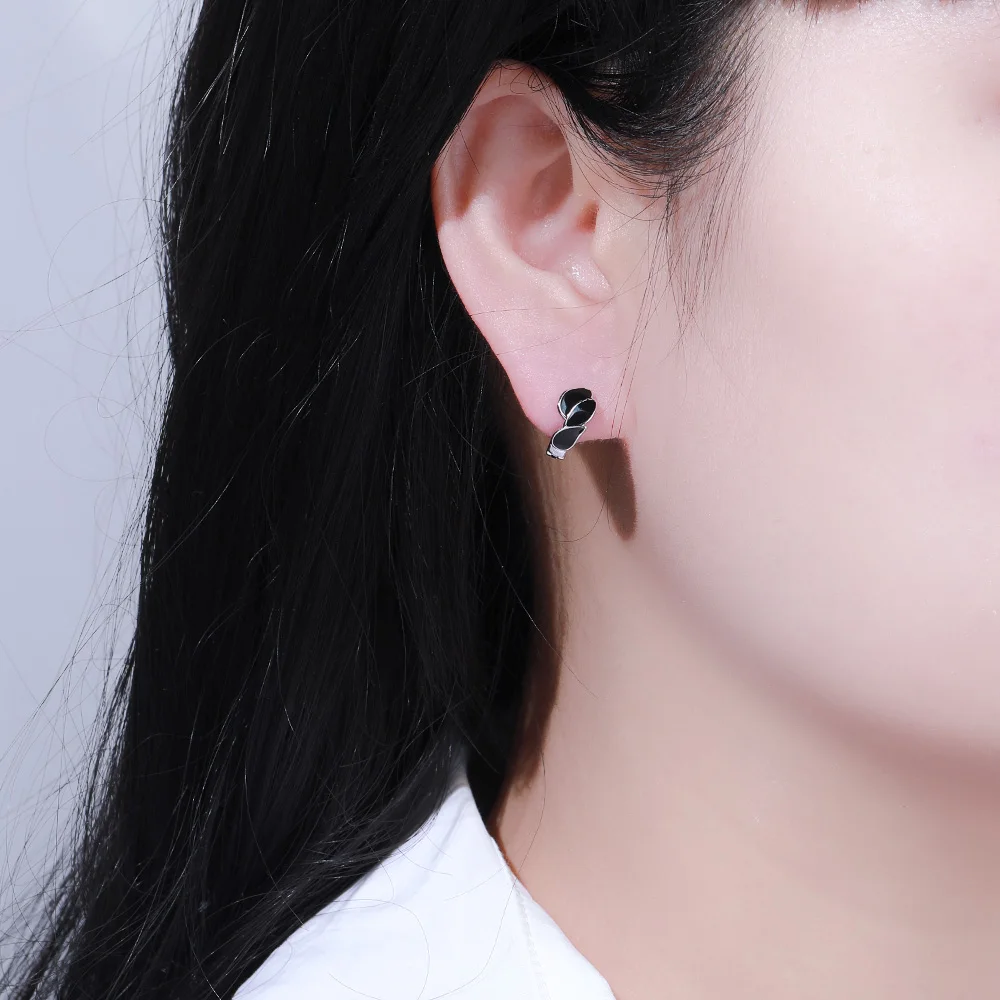 Новые модные круглые серьги HanCheng черные маленькие кольца в виде цветка для