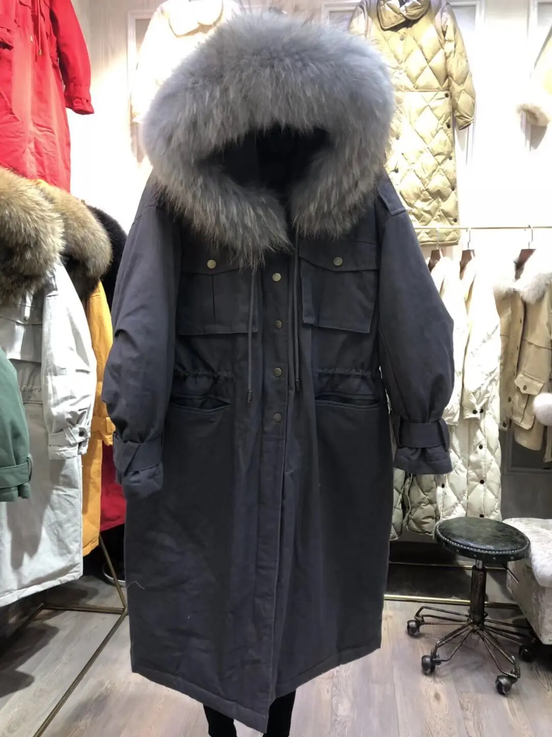 Зимний стиль корейский стиль Южная Корея Dongdaemun свободный крой большой меховой воротник пуховик женское средней длины плотное пальто F