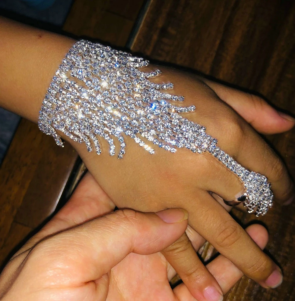 Children's Girls Crystal Finger Ring Bracelet Rhinestone Hand Harness Bangle Chain Link Tassel Slave Charm Bracelets with Ring