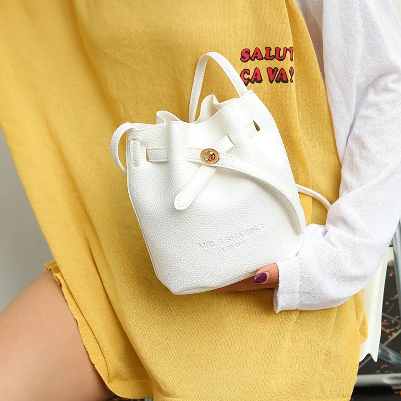 

Embossed Leather Bucket Bag 2019 Fashion New Style Europe And America Pu Embossed Leather Crossbody Bag Trend WOMEN'S Bag