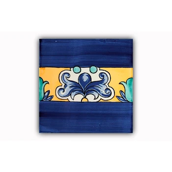 

Ceramic tiles made by hand. BOX OF 10 UNITS