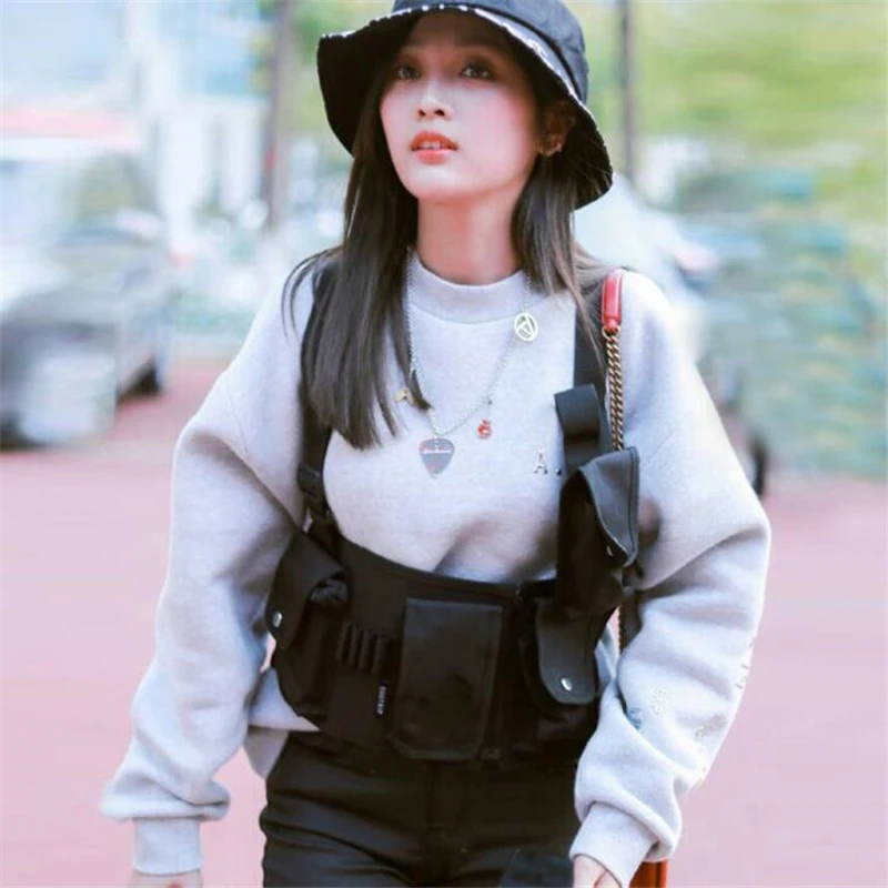 

Plegie Hip-Hop Pockets Fanny Pack Tactical Functional Vest Bag 2019 Street Fashion Tactical Harness Chest Rig Bag Unisex