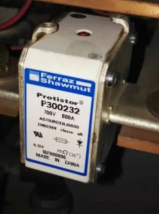 Предохранители: A055UD32LI1600 550VAC ДТП 1600A E301074/A050UD32LI1800 F301075 aR