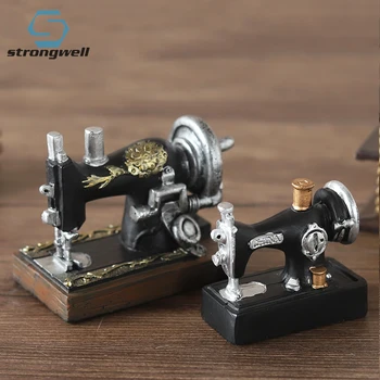 

Strongwell Decoration Sewing Machine Resin Decoration European Retro Nostalgic Desktop Living Room Wine Cabinet Home Ornament